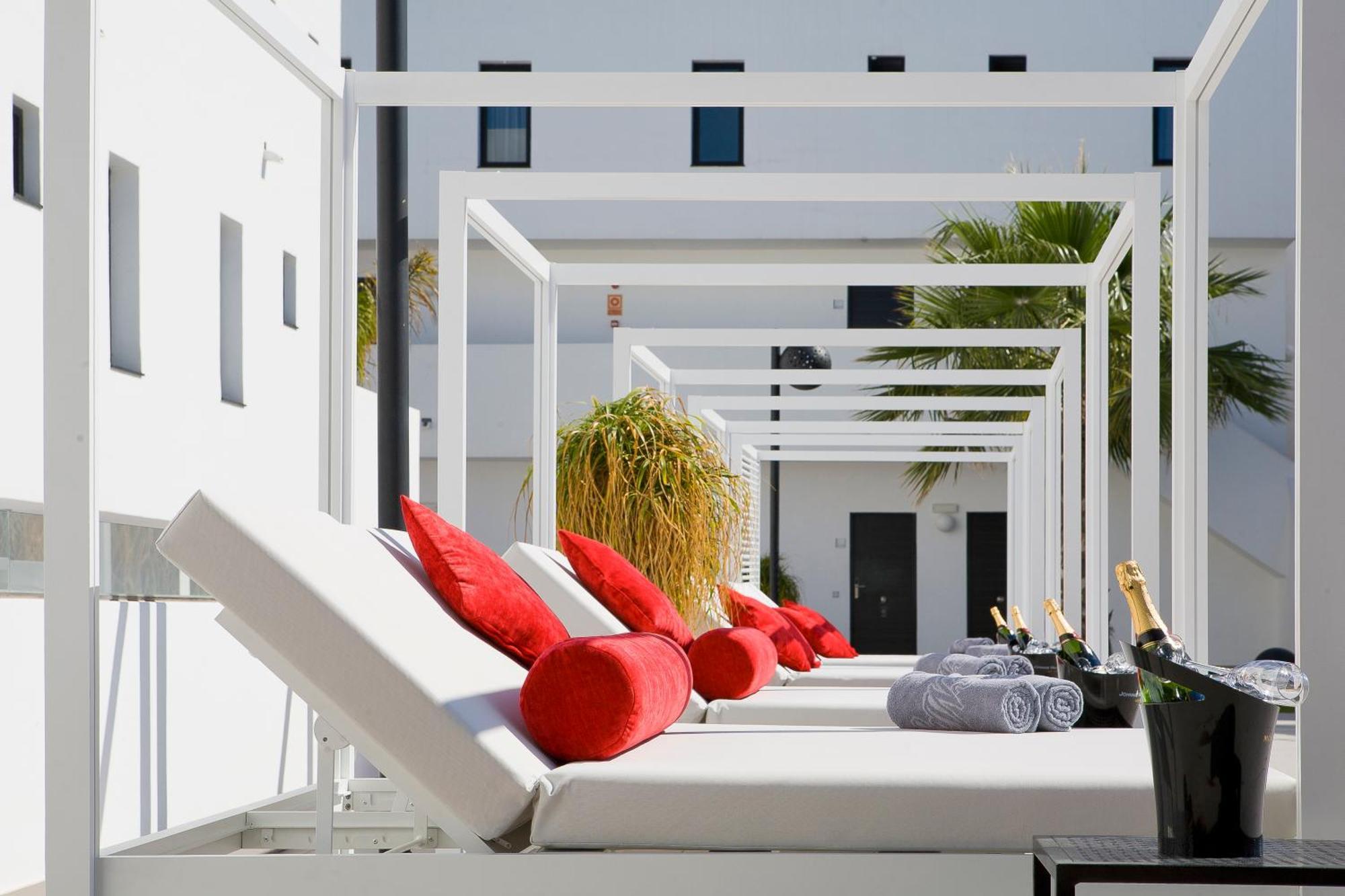 Apart-hotel Migjorn Ibiza & Playa d'en Bossa